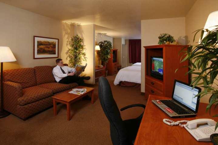 Hampton Inn & Suites Las Vegas-Henderson Экстерьер фото